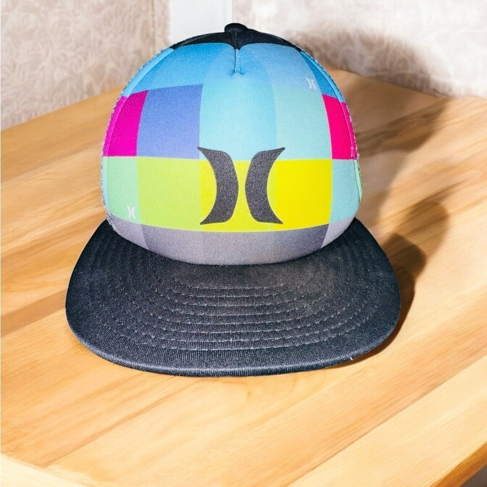 Hurley Red Blue Green Multicolor Snapback Ball Cap Hat EUC